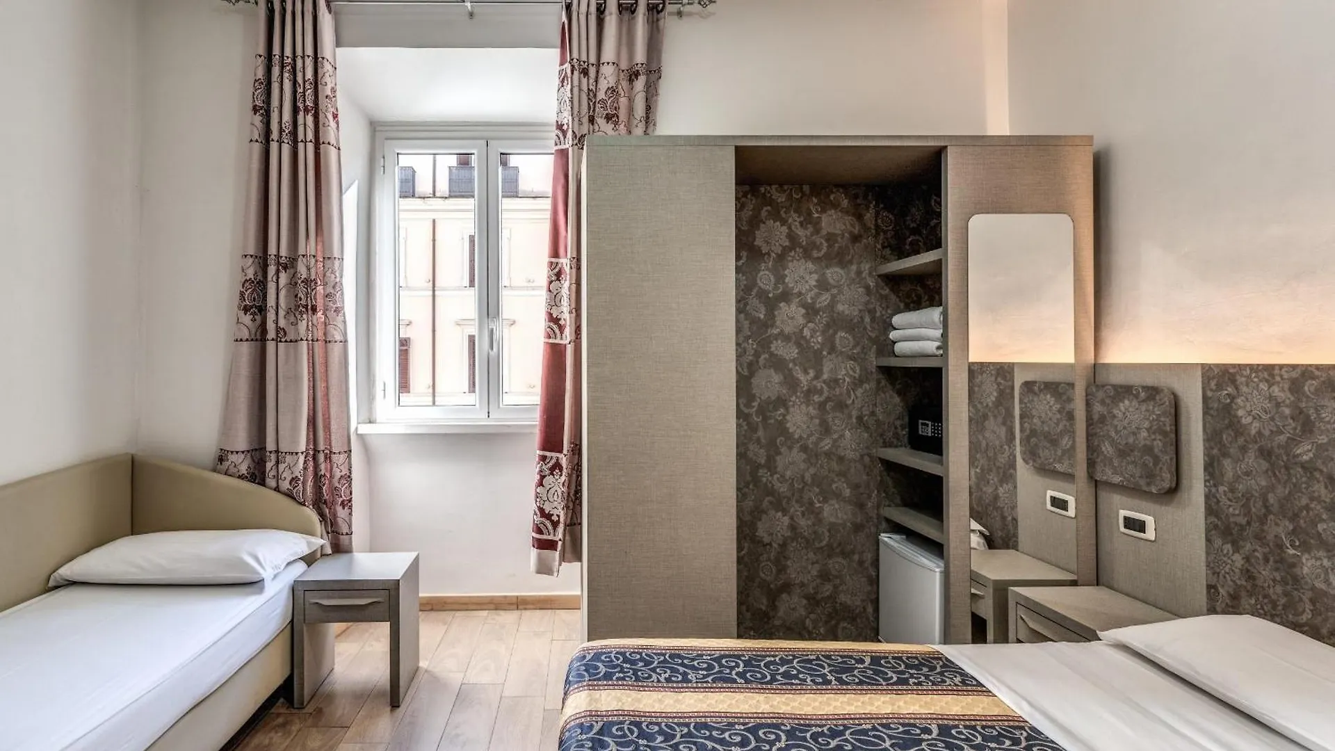 **  Hotel Principe روما إيطاليا