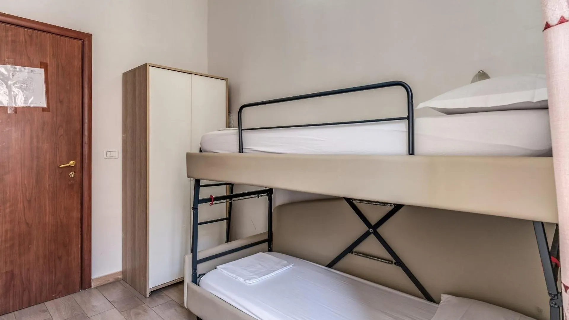**  Hotel Principe Roma Italia
